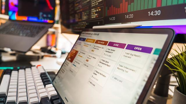What Does an AI Program Manager Do? (And How to Become One)